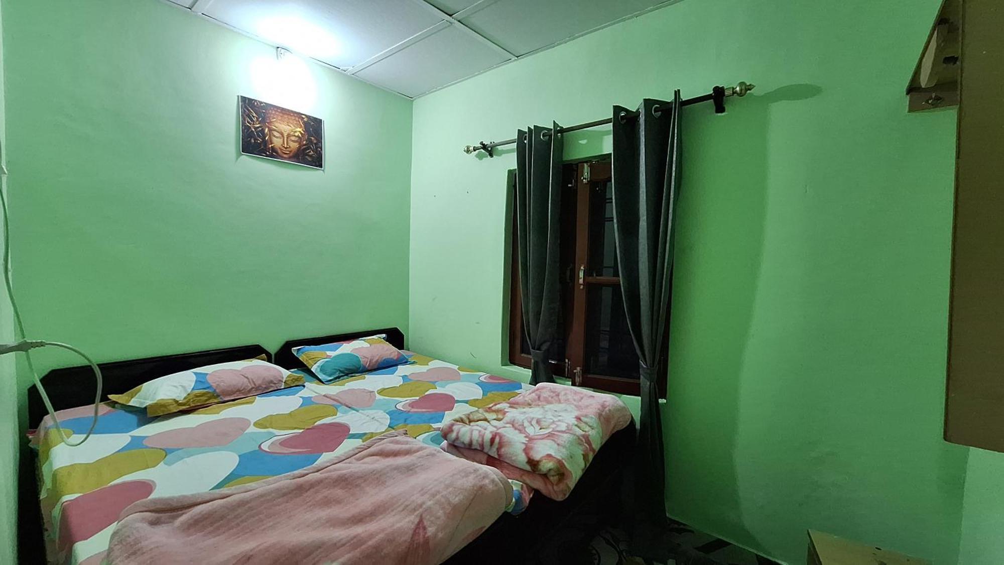 Tathastu Bir -Homestay ,Dorm,Hostel Экстерьер фото