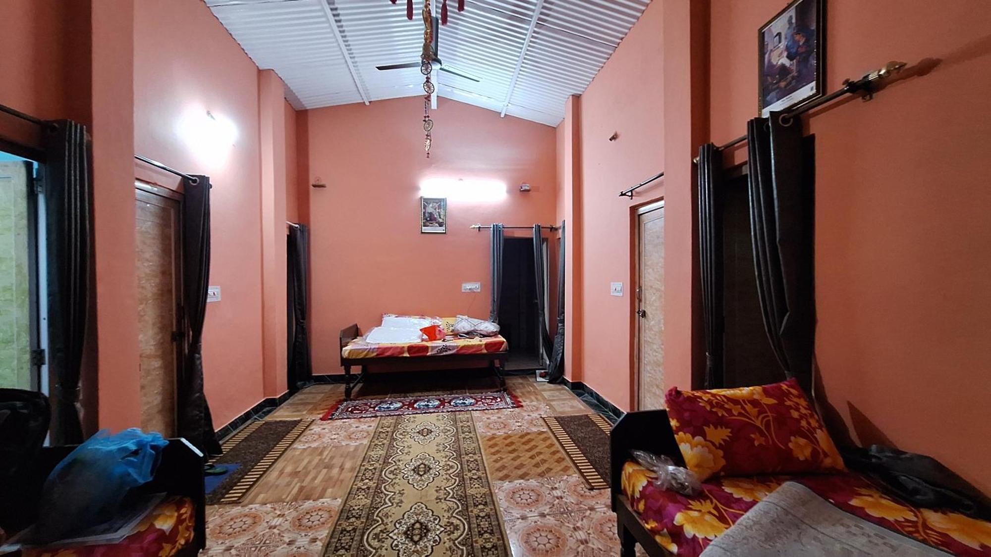 Tathastu Bir -Homestay ,Dorm,Hostel Экстерьер фото
