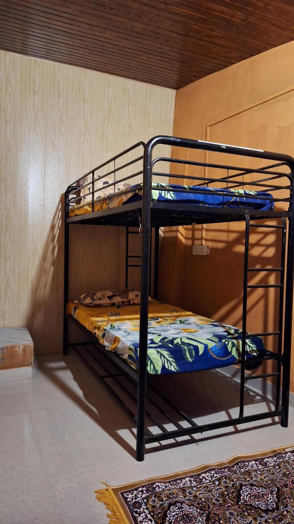 Tathastu Bir -Homestay ,Dorm,Hostel Экстерьер фото