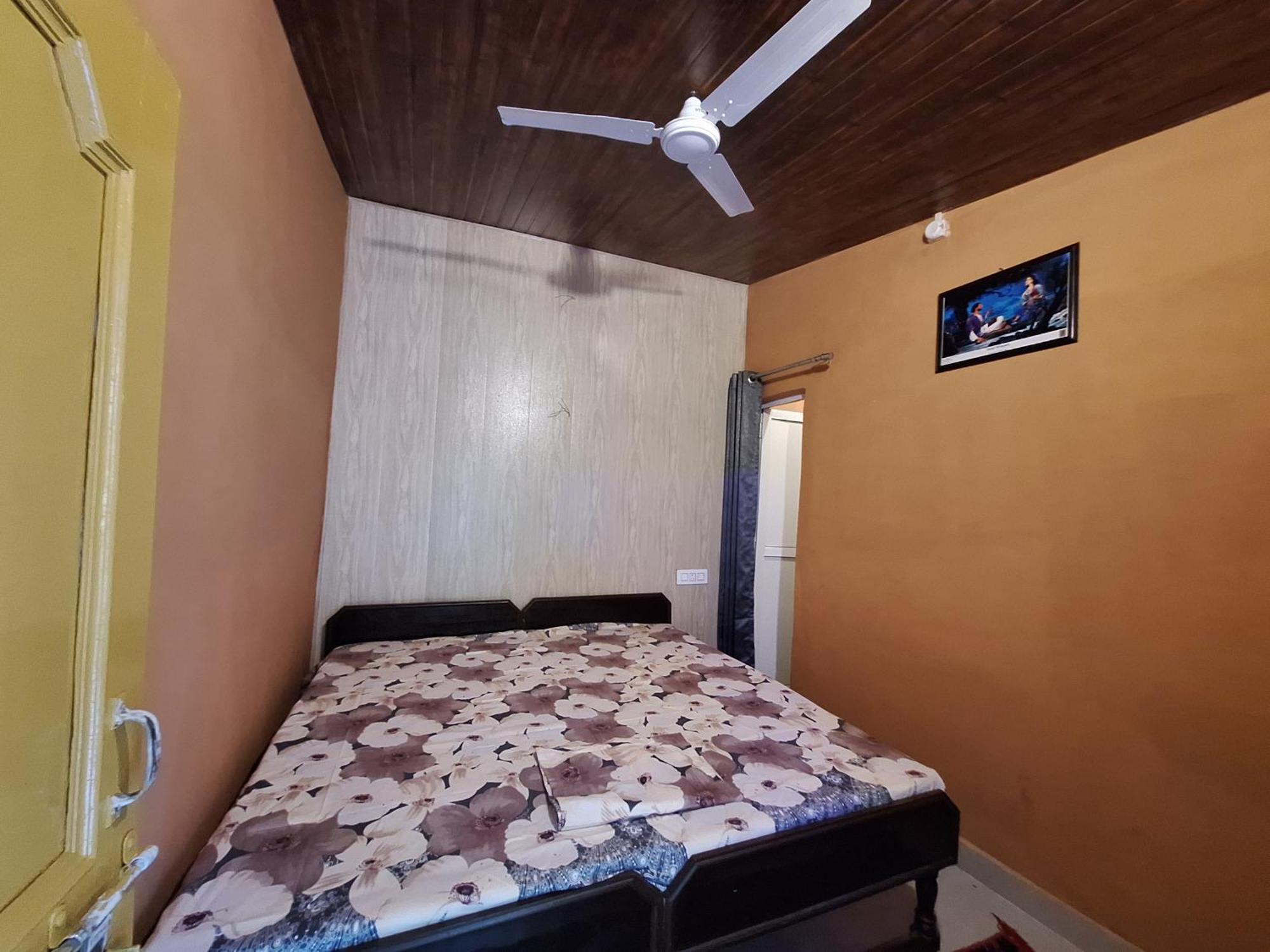 Tathastu Bir -Homestay ,Dorm,Hostel Экстерьер фото